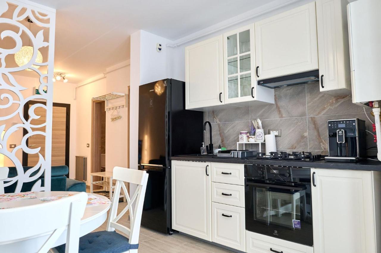 Provence Apartment In Spa N Pool Resort Mamaia Luaran gambar